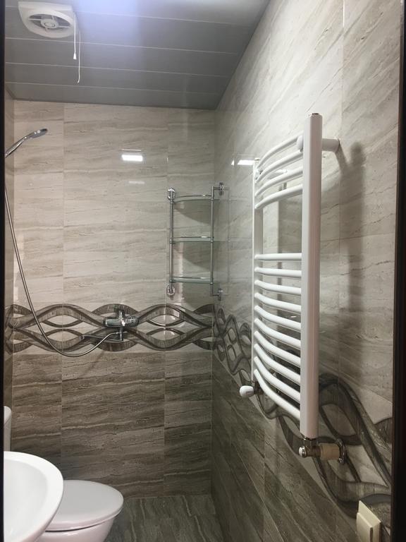 Cherry Hotell Kazbegi Exteriör bild